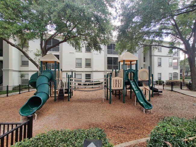 Building Photo - 2651 Maitland Crossing Way