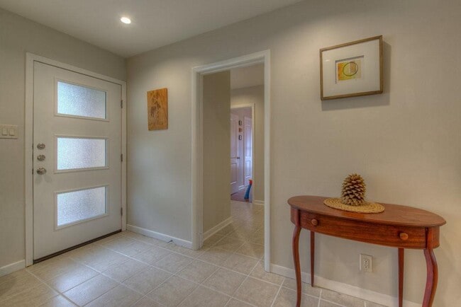 Building Photo - 7608 Delafield Ln