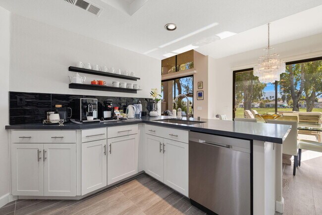 Building Photo - 54283 Shoal Creek
