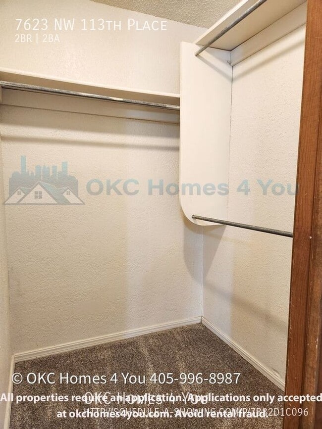Building Photo - NW OKC 2 Bed Duplex!