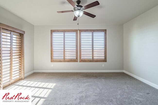 Building Photo - Pet-Friendly 3 Bedroom Home In A Great Neighborhood