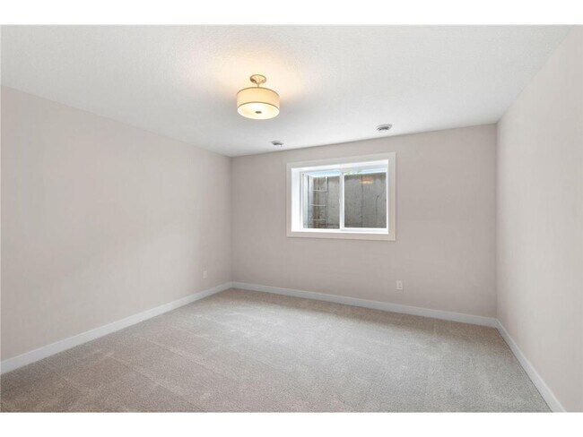 Building Photo - 13104 Ghia Ct NE