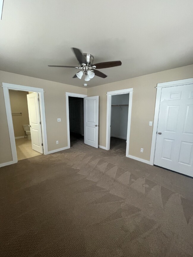 Building Photo - 4022 Sunstone St