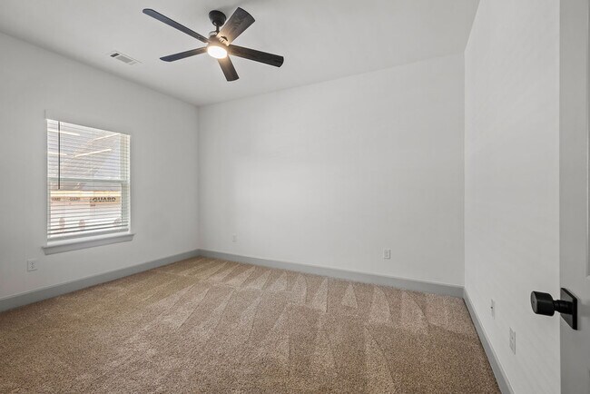 Building Photo - 1509 Padova Ave