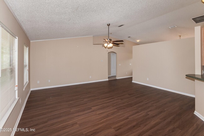 Building Photo - 1282 Summit Oaks Dr E