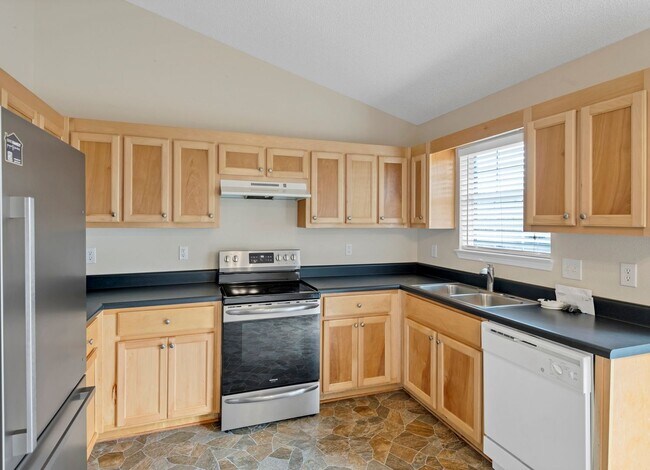 Building Photo - 8959 Gristmill Way