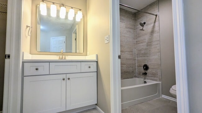 Building Photo - 265 Sierra Pass Dr