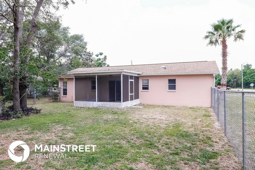 Building Photo - 3284 Lema Dr