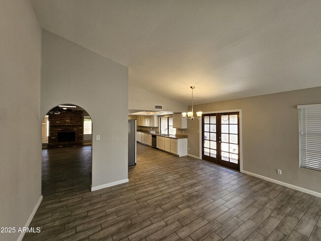 Building Photo - 2420 W Kiowa Ave