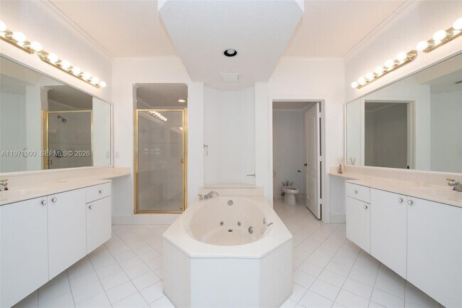 Building Photo - 10770 NW 66th St