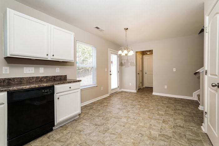 Building Photo - 100 Hadley Dr