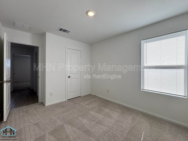 Building Photo - 12931 Kathleen St