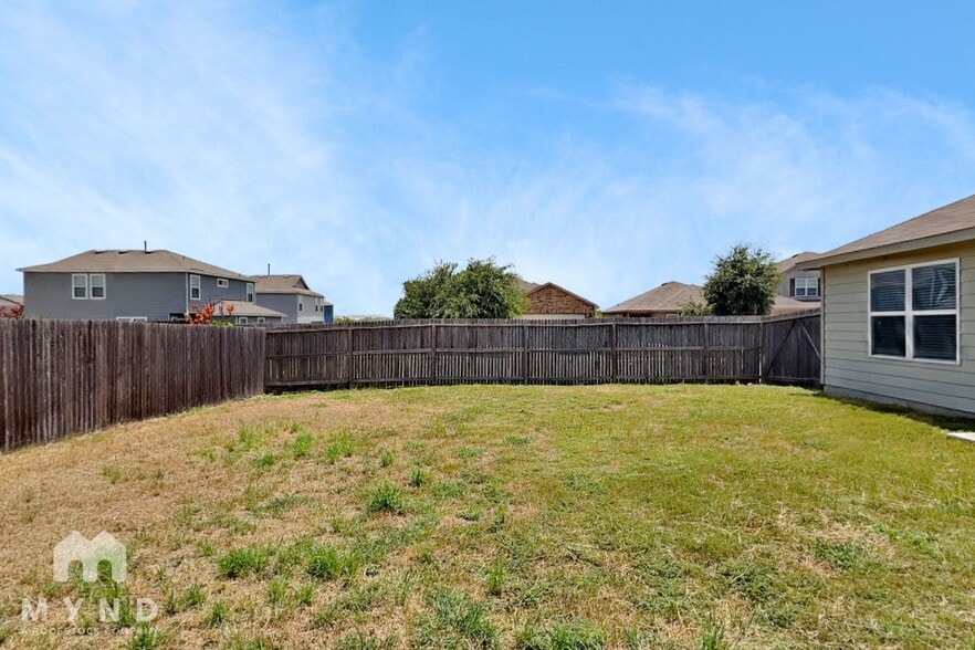 Building Photo - 3704 Colemans Run