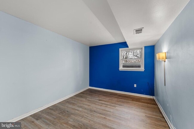 Building Photo - 418 Point Mary Cir