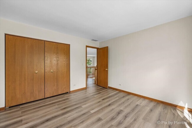 Building Photo - 2240 Barrett Dr