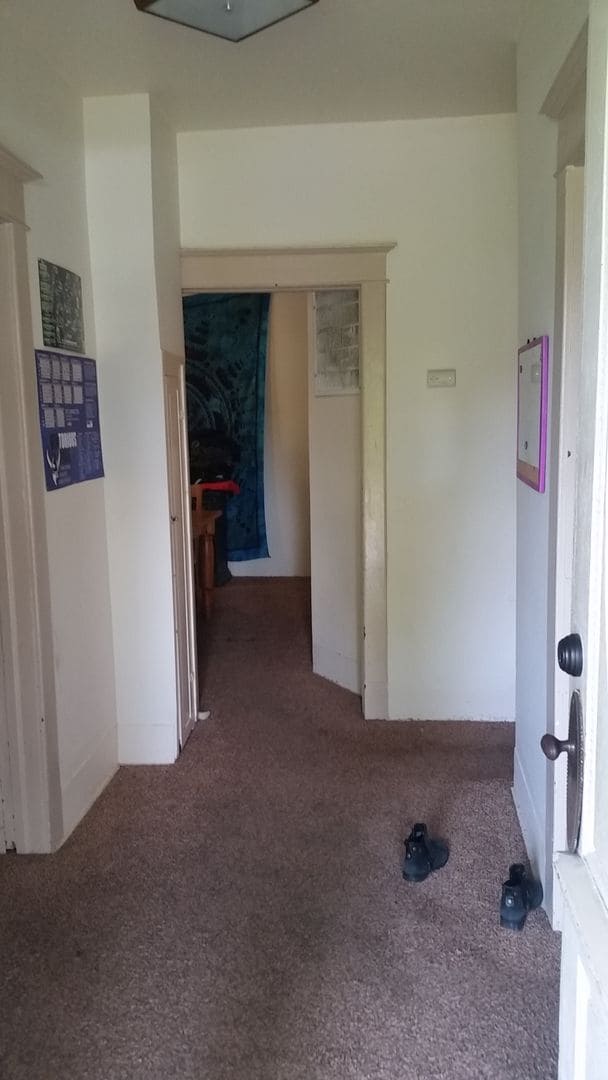 Building Photo - Pre-Leasing for September - 7Bed/3.5bath House