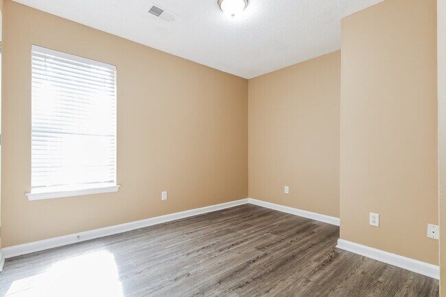 Building Photo - 7274 Calebs Ln