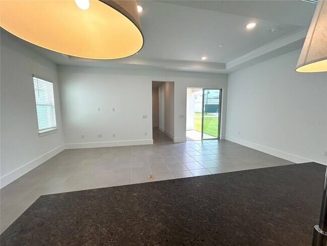 Building Photo - 12615 Clear Sapphire Dr