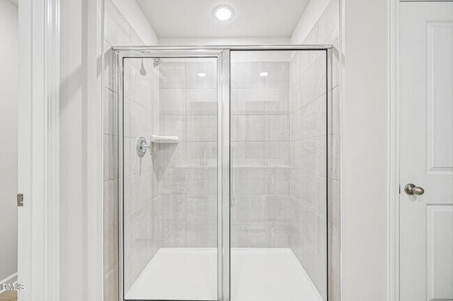 Building Photo - 721 Deschutes Dr