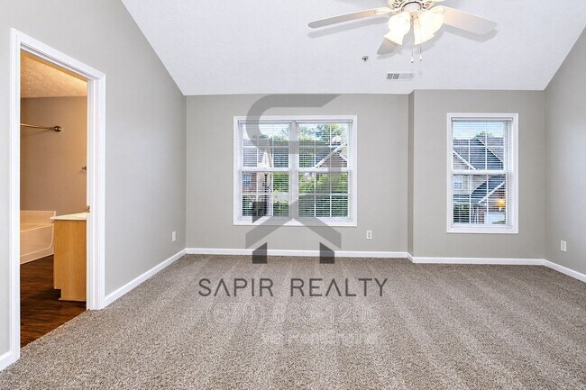 Building Photo - 2552 Avery Park Cir