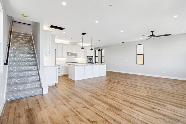 Building Photo - 2948 Copley Ave