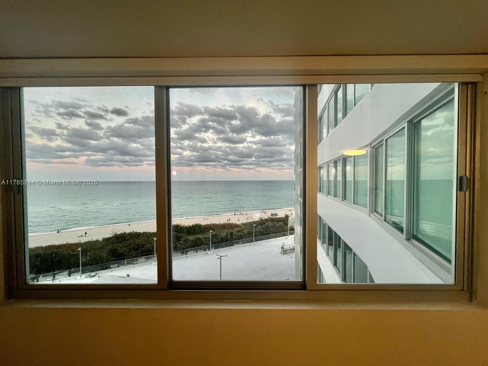 Building Photo - 7135 Collins Ave