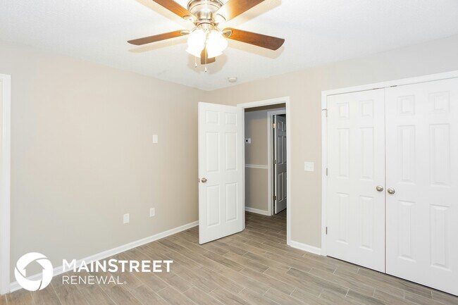 Building Photo - 544 Tarlton Pl NW