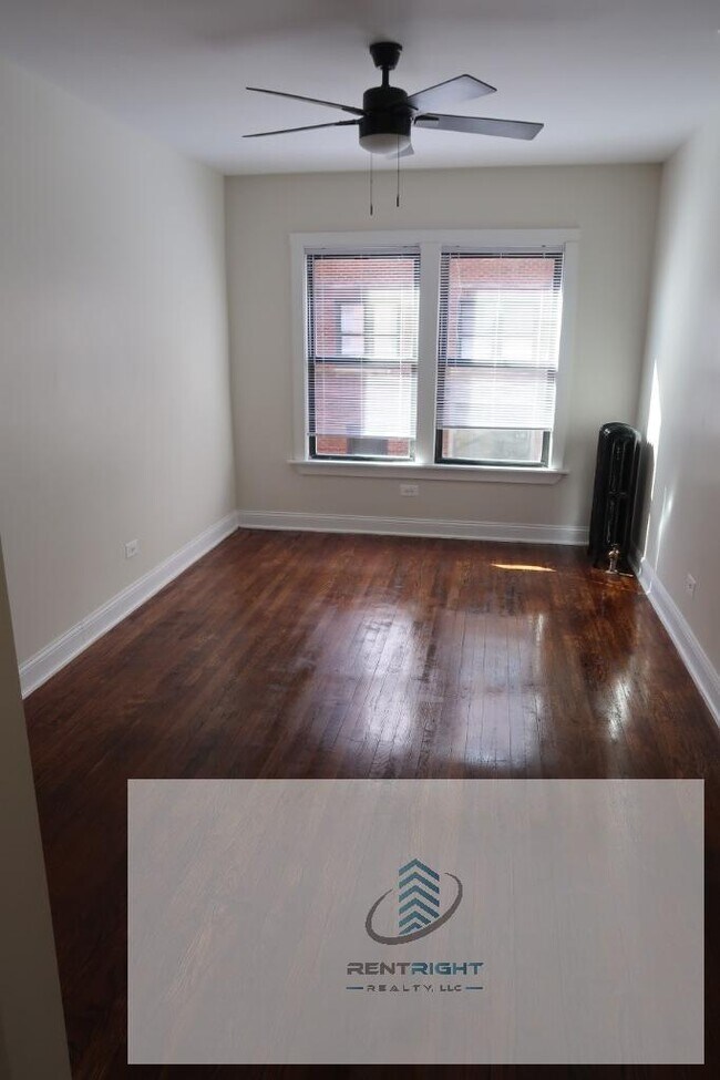 Building Photo - 1 bedroom in CHICAGO IL 60626