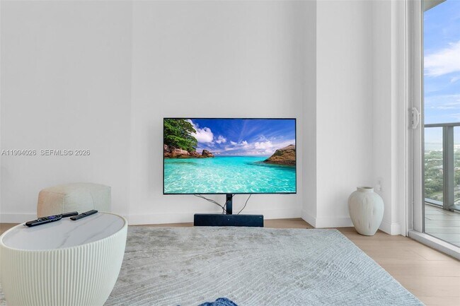 Building Photo - 1100 S Miami Ave