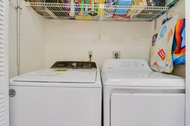 Building Photo - 6414 Chasewood Dr