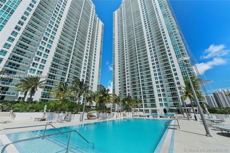 Building Photo - 951 Brickell Ave