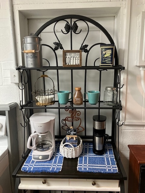 Building Photo - 139 Pearson Dr