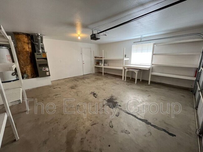 Building Photo - 3510 E Roosevelt Ave