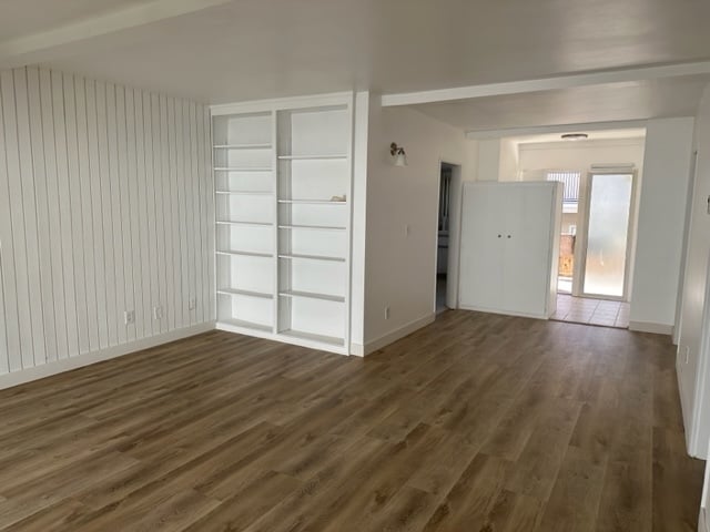 Living room - 8346 Manitoba St