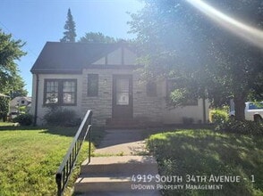 Building Photo - 4919 S 34th Ave