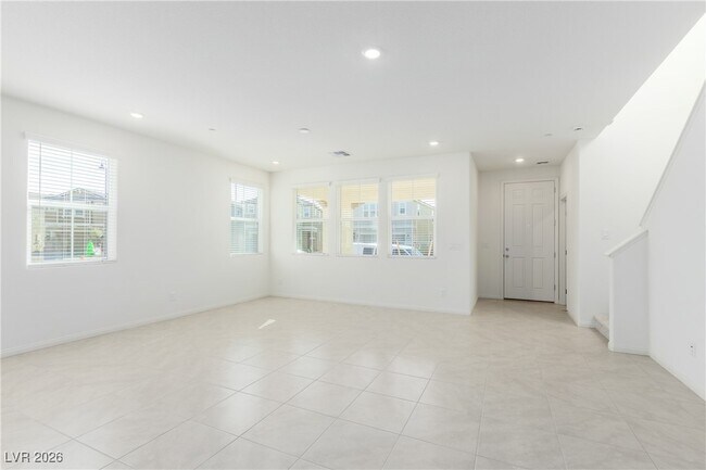 Building Photo - 3564 Dimora St