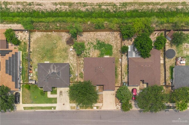 Building Photo - 6907 S Invierno St