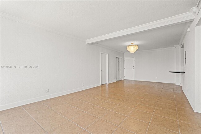 Building Photo - 401 69th St