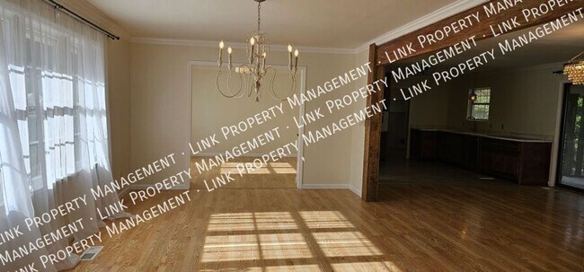Building Photo - 9328 Berkshire Cir
