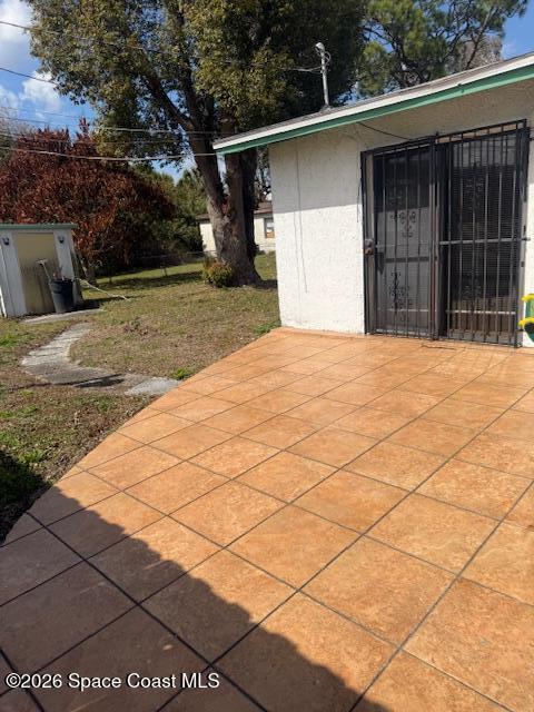 Building Photo - 527 A Ln