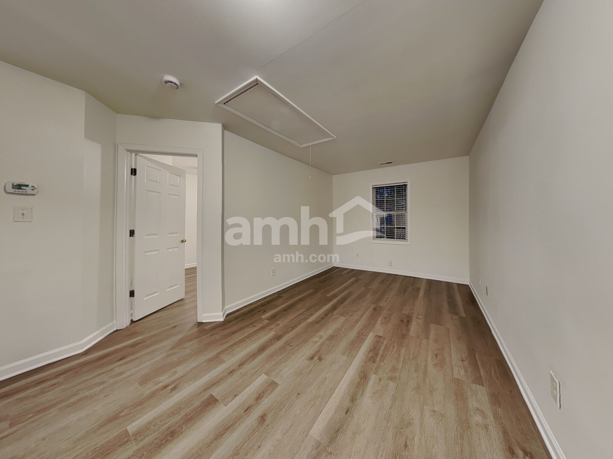 Building Photo - 2601 Trailwood Hills Dr