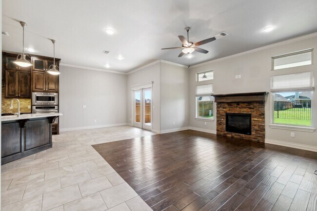 Building Photo - Upscale Comfort Meets Everyday Functionality in This Stunning 3-Car Garage Home!