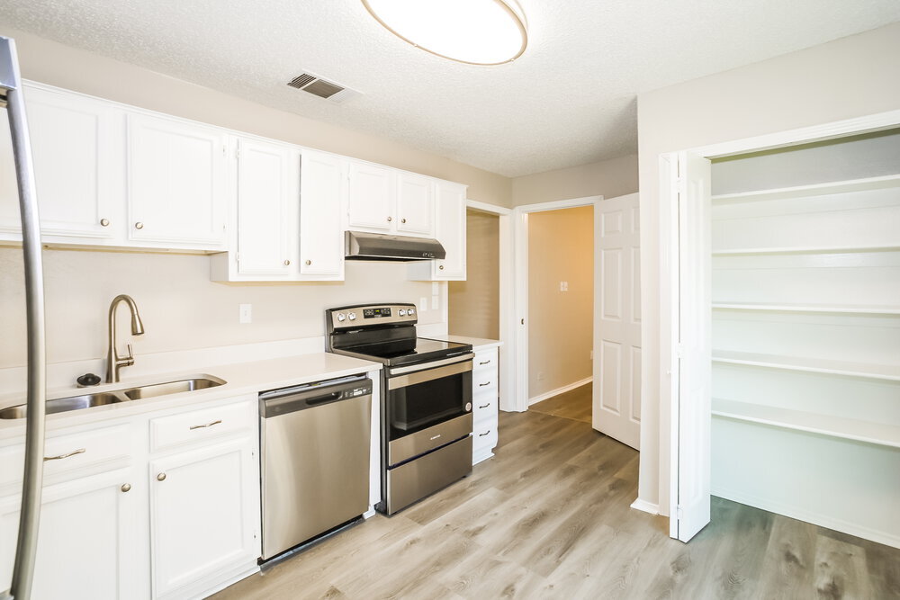 Building Photo - 4006 Bond St