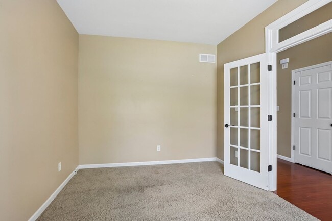 Building Photo - Executive Lease Opportunity - 4 Bed 3 Bath