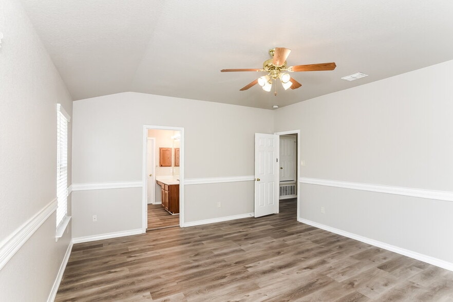 Building Photo - 111 Eagle Vail