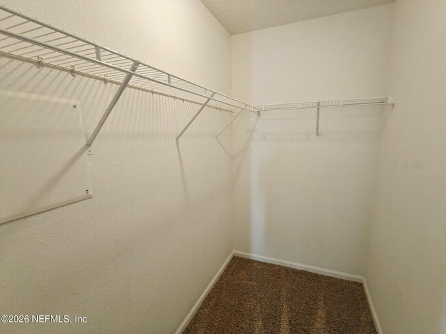 Building Photo - 8444 Hewitt St