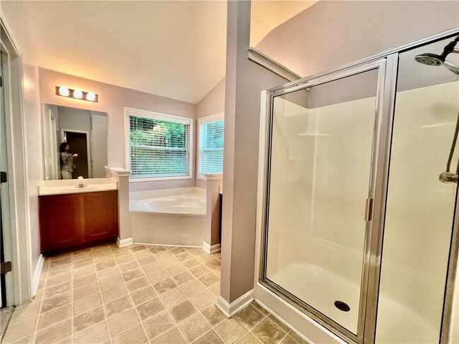 Building Photo - 1720 Rutland Pass Dr SE