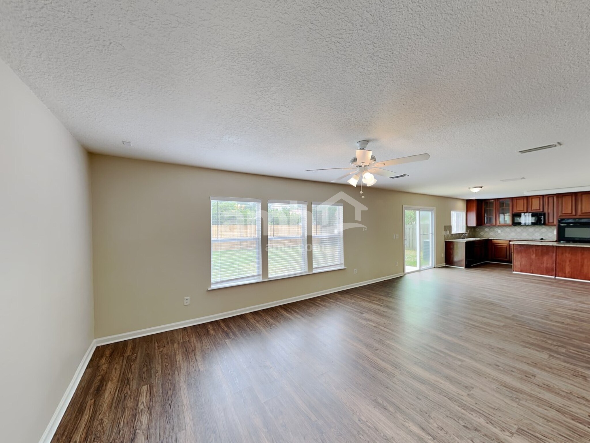 Building Photo - 664 Mackenzie Cir