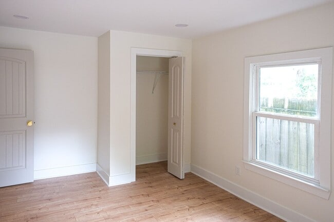 Building Photo - Charming 2BR/1BA Home in the West End Hist...