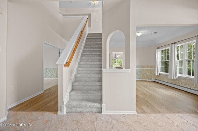 Building Photo - 49 Baltusrol Dr